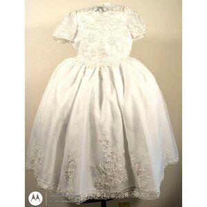 Communion Gown NWT Beautiful Applique Beading and Crystals Stunning!